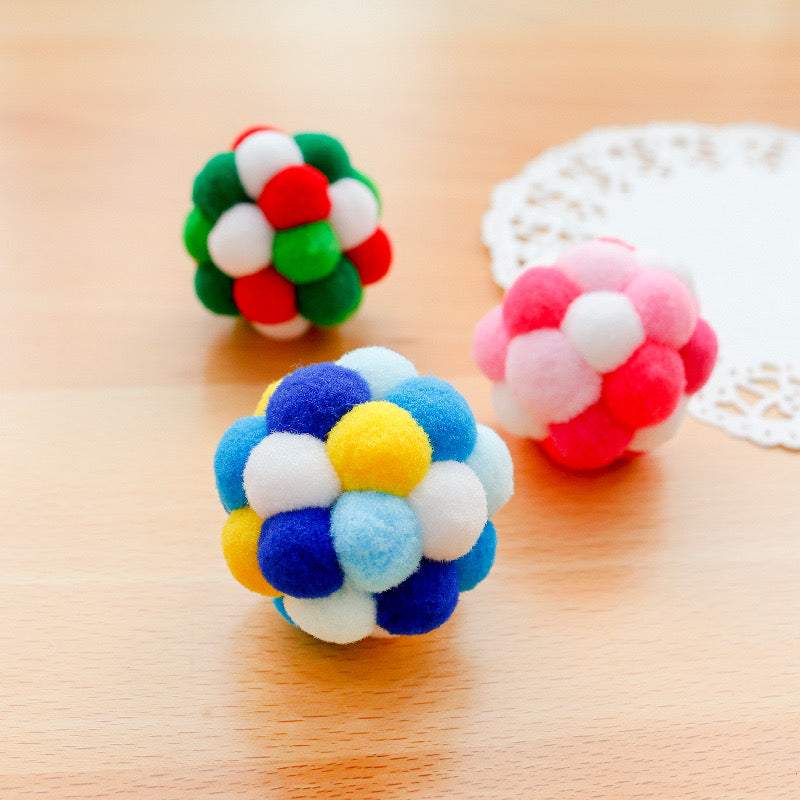Lovely Caves Pom Poms Fuzzy Ball & Bell Plush Cat Toy
